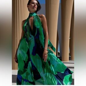 L’IDÉE opera gown - capri green